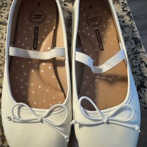 Wonder Nation White Flats with Bow